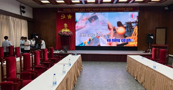 Màn hình LED phòng hội trường