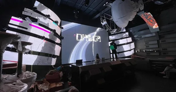 màn hình led cong quán bar