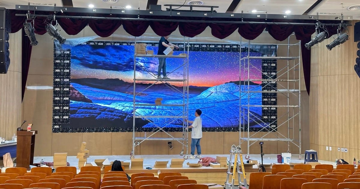 màn hình LED phòng họp màn hình LED phòng họp